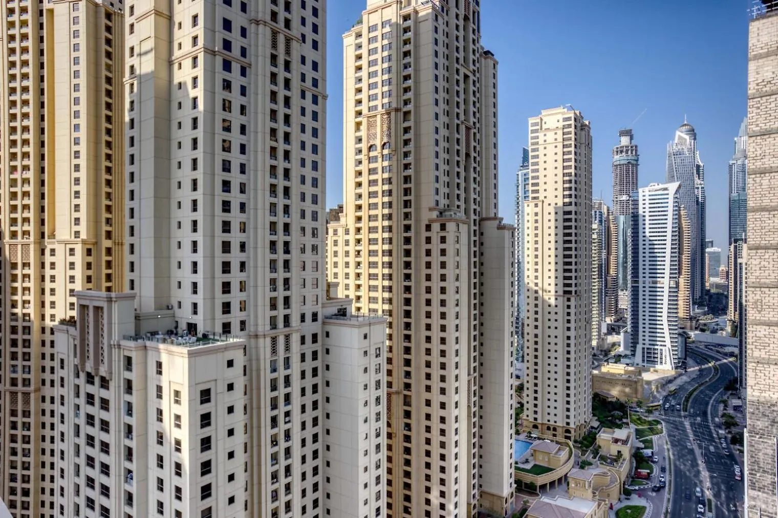 두바이 Blueground Marina Pool Gym Dxb-221 아파트